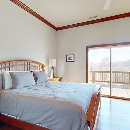Smoky Mountain Escape Apartment Whittier Exterior foto