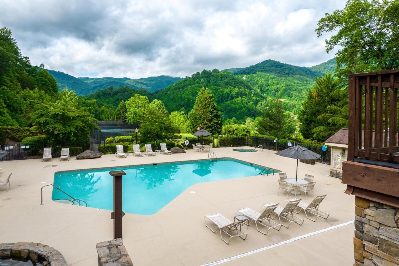 Smoky Mountain Escape Apartment Whittier Exterior foto